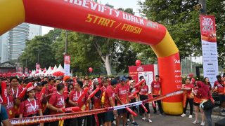 Rayakan HUT Ke 50 Aica Gelar Funwalk di GBK